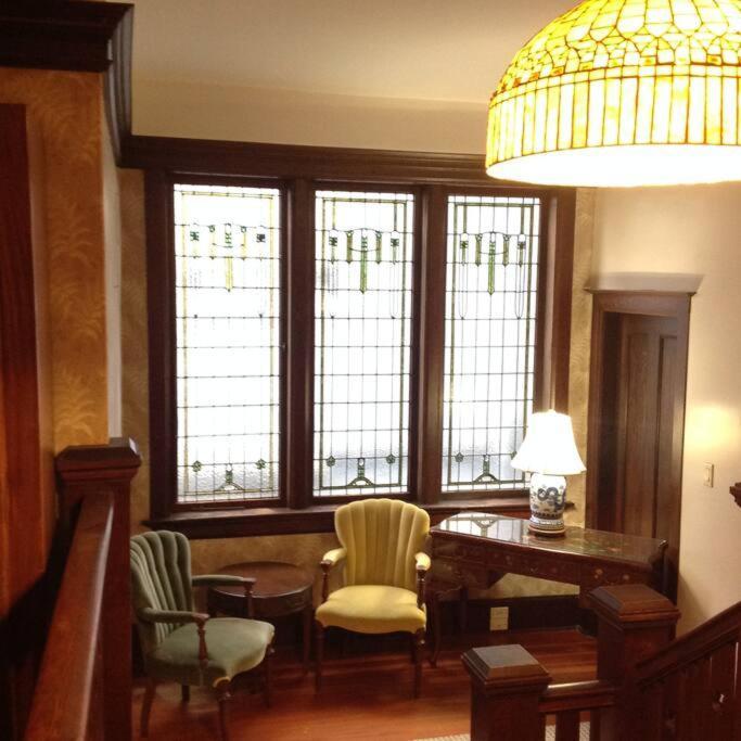 Parlor Suite In Heritage Manor, Fairfield, Near Dt Victoria Exterior photo